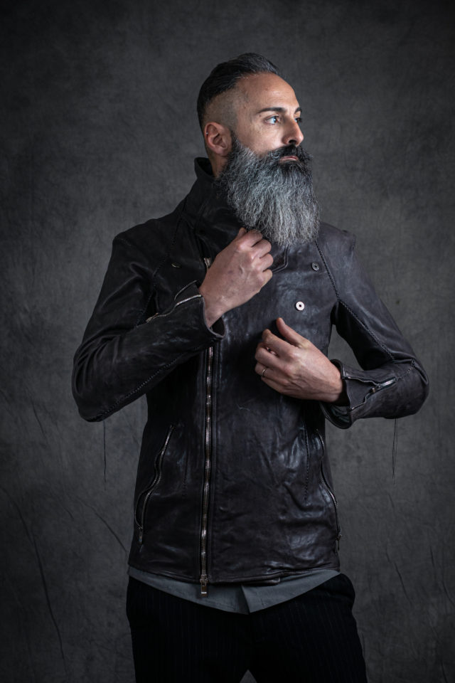 HORSE LEATHER JEAN JACKET WITH ONE PIECE SLEEVES – incarnation STORE